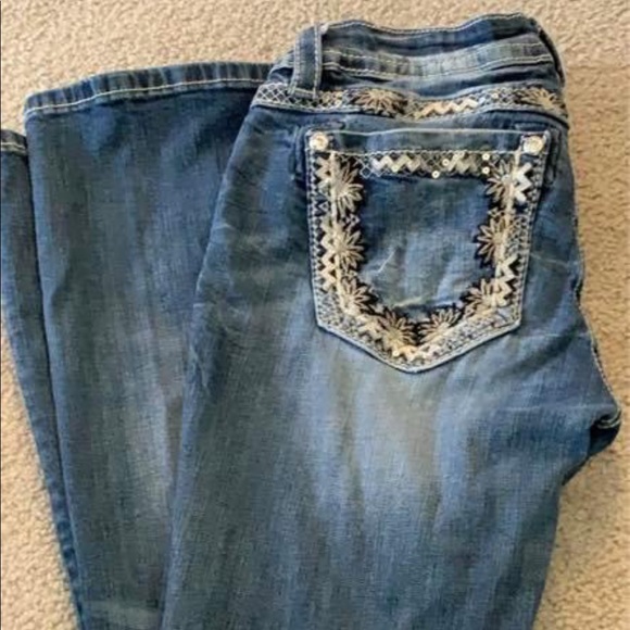 Miss Me & Grace in LA Jeans - Picture 2 of 5